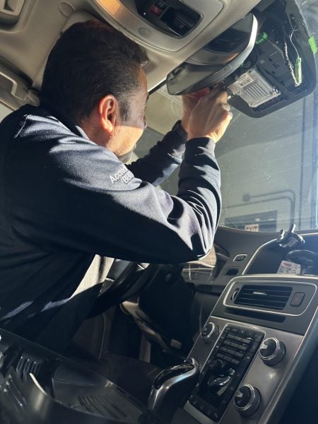 adas-calibration-windshield-wipers-sensor-
