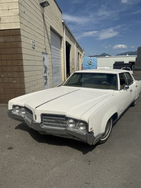 oldsmobile-windshield-replacement